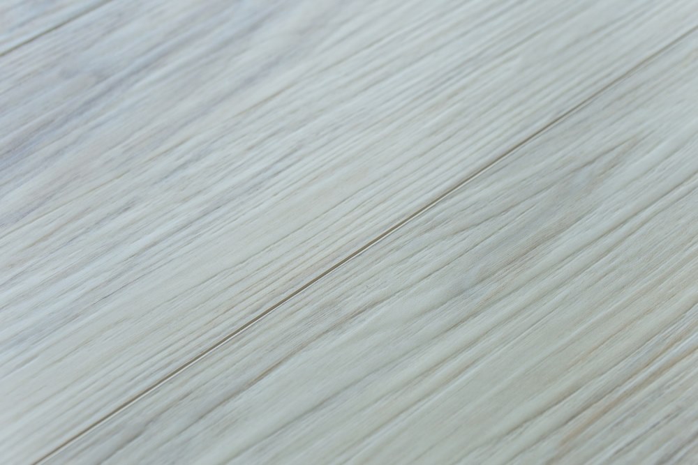 Замковая ПВХ плитка "Art Tile" Клён Жемчужный (1220*152*5 мм) — купить в Ульяновске