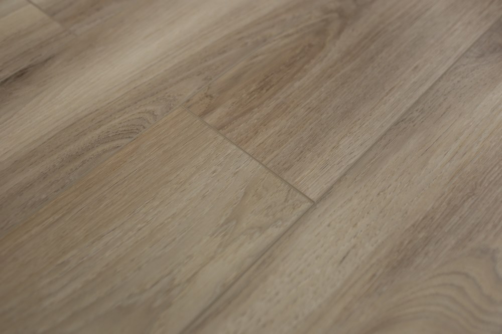 Замковая ПВХ плитка "Art Tile" Клён Фог (1220*152*5 мм) — купить в Ульяновске