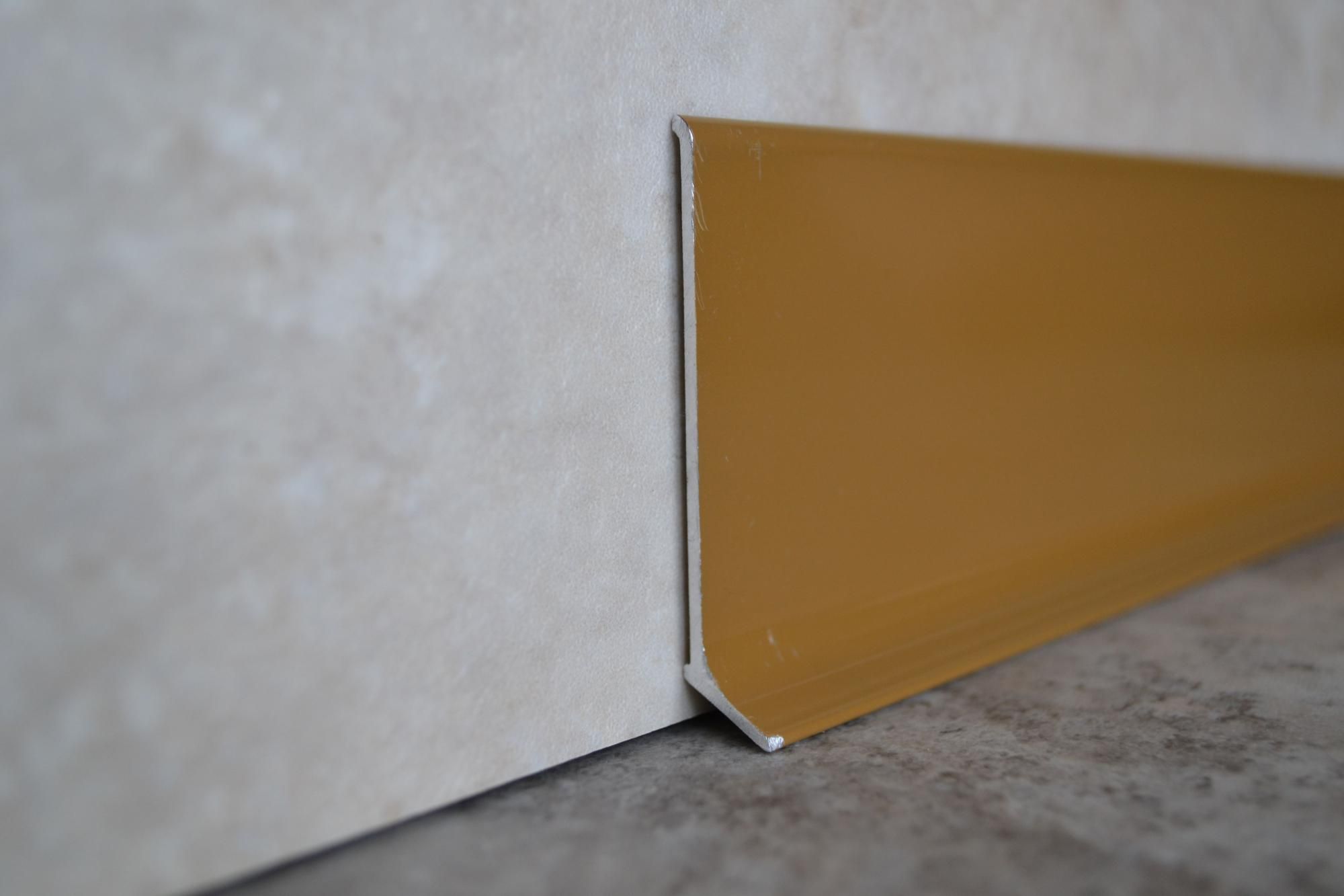 Плинтус алюминиевый L-образный золотой (2500*11*60 мм) — купить в Ульяновске