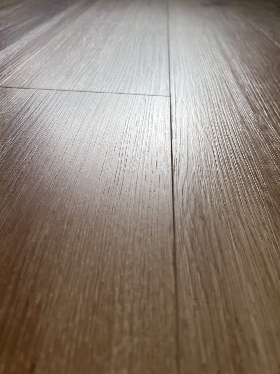 SPC ламинат "OneFloor" ЕСО 5011 (4V фаска) (1220*184*4 мм) — купить в Ульяновске