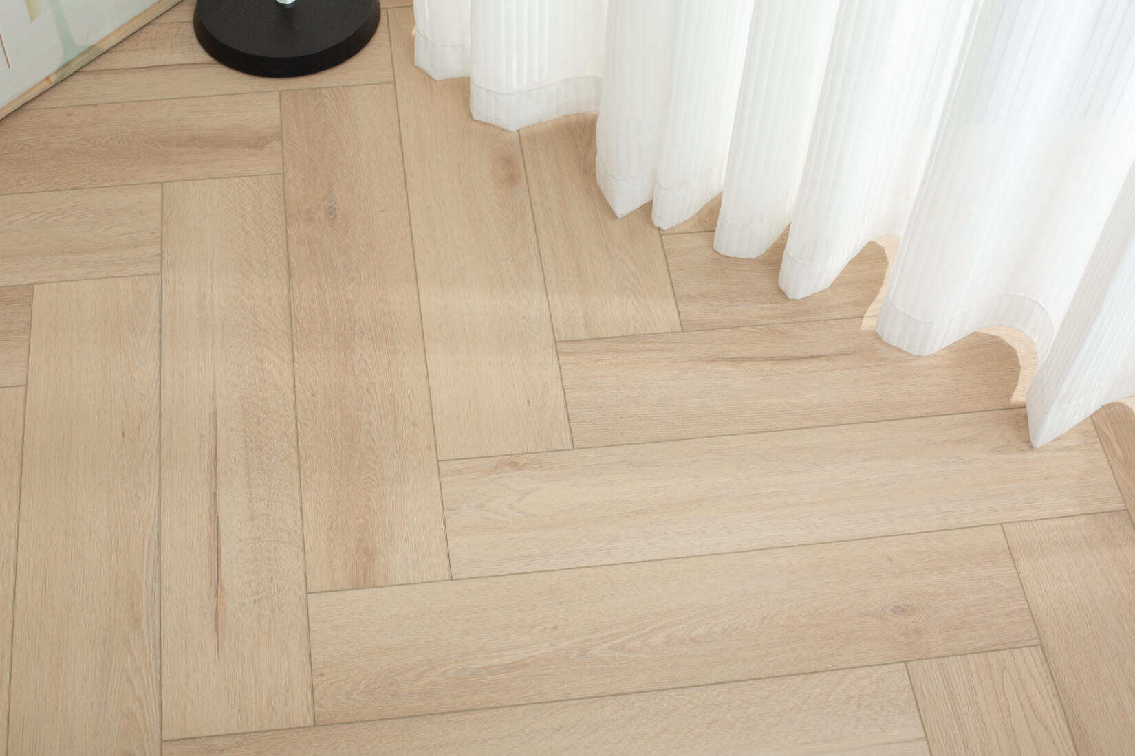 Плитка SPC "OneFloor" 3032 А,В  ЁЛКА (640*128*4 мм) — купить в Ульяновске