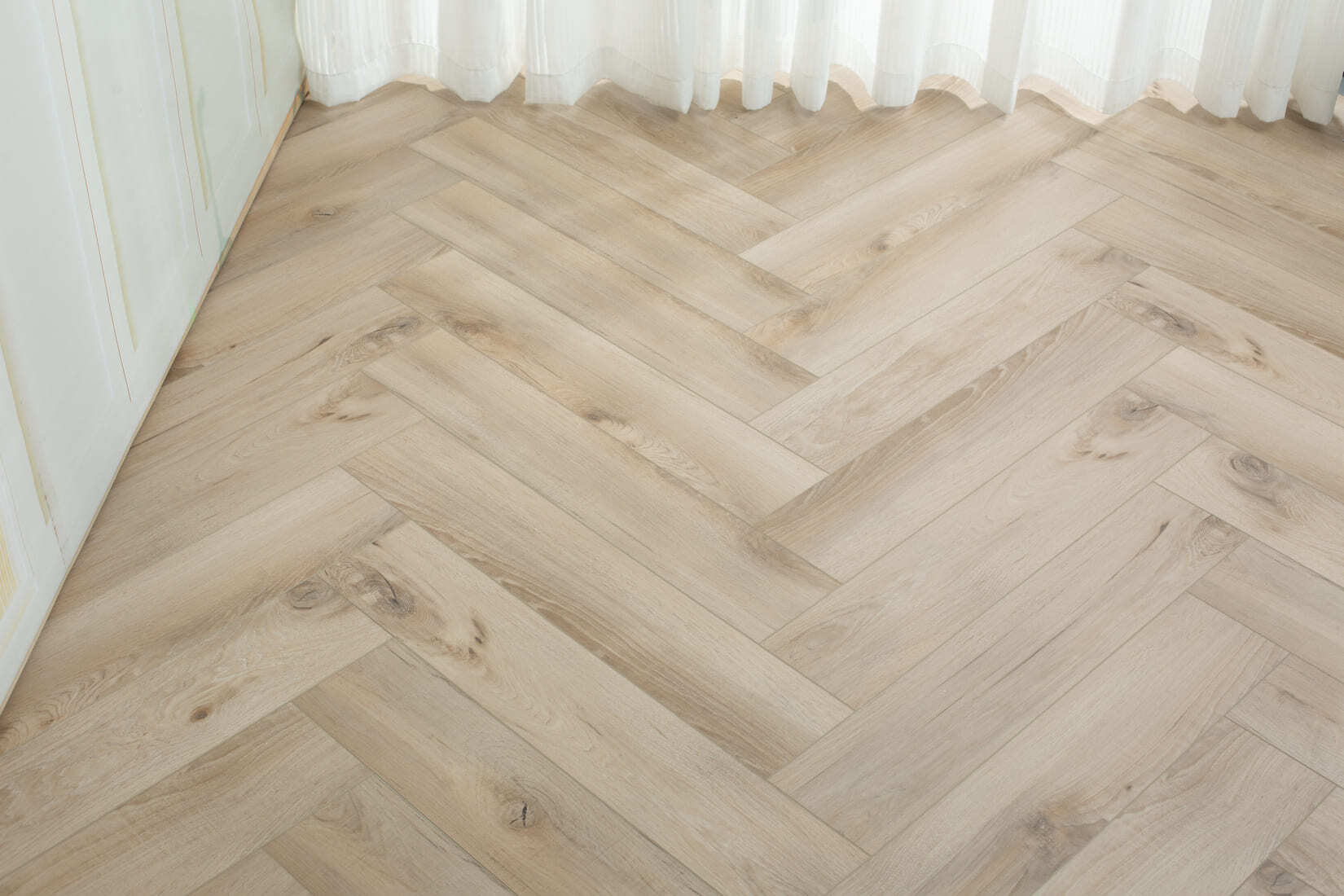 Плитка SPC "OneFloor" 3009 А,В  ЁЛКА (640*128*4 мм) — купить в Ульяновске