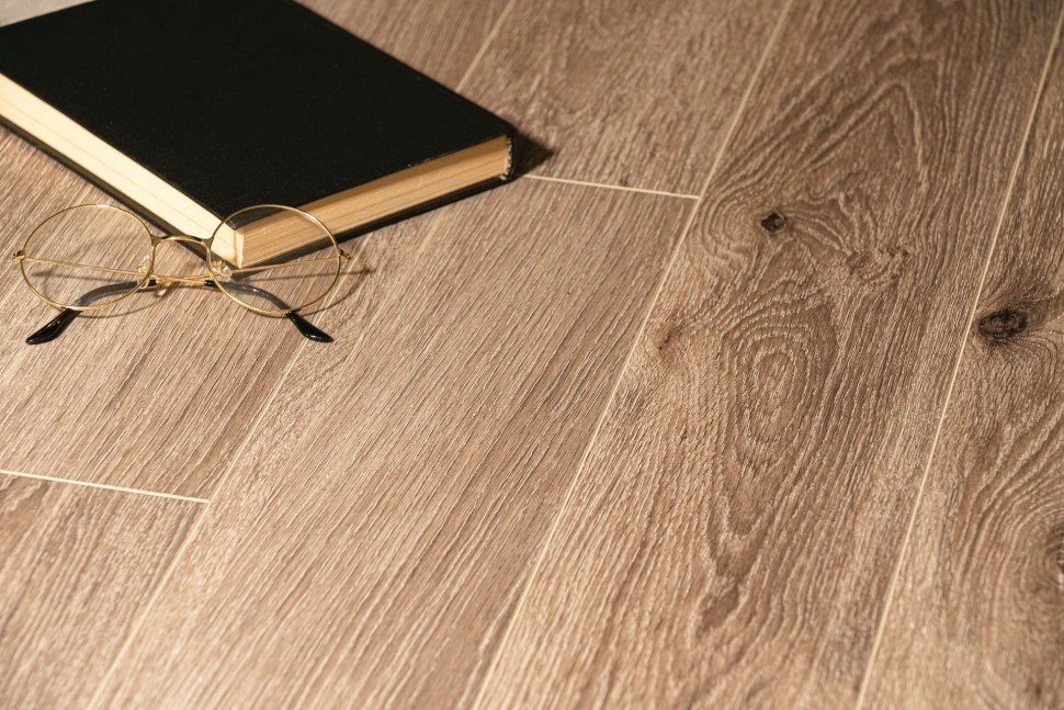 Виниловый ламинат "Bonkeel" Style Дуб Матира (1200*125*4 мм) — купить в Ульяновске