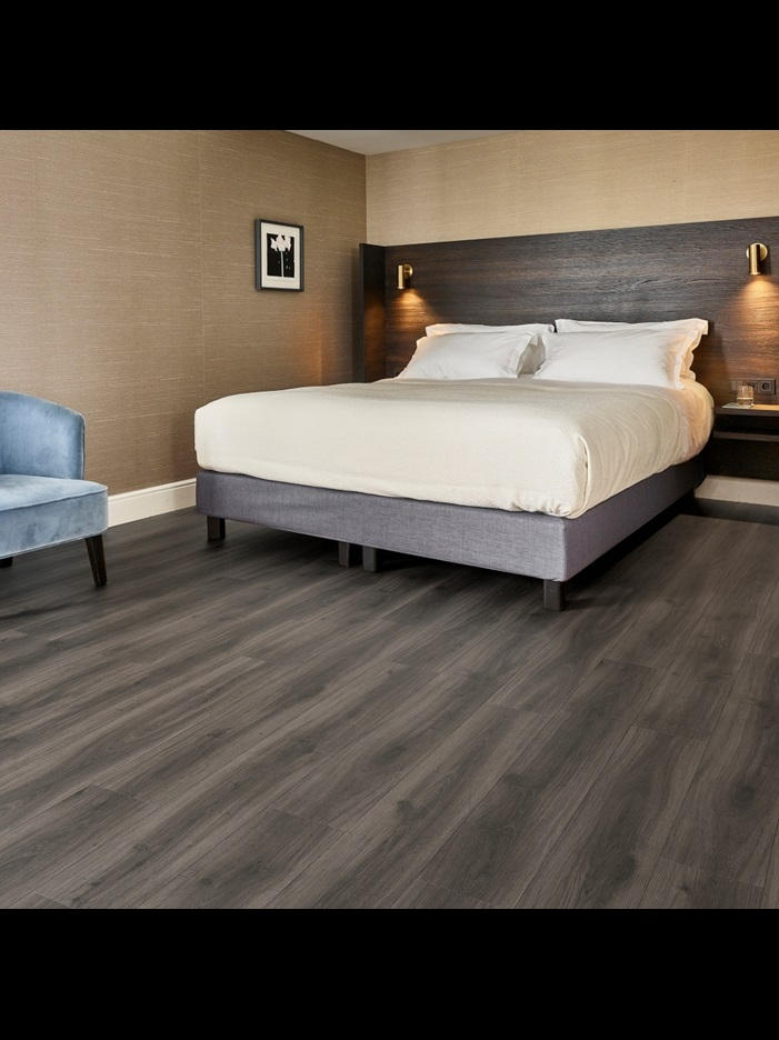 Замковая ПВХ плитка Tradition Oak 890 (1251*189*5 мм) — купить в Ульяновске