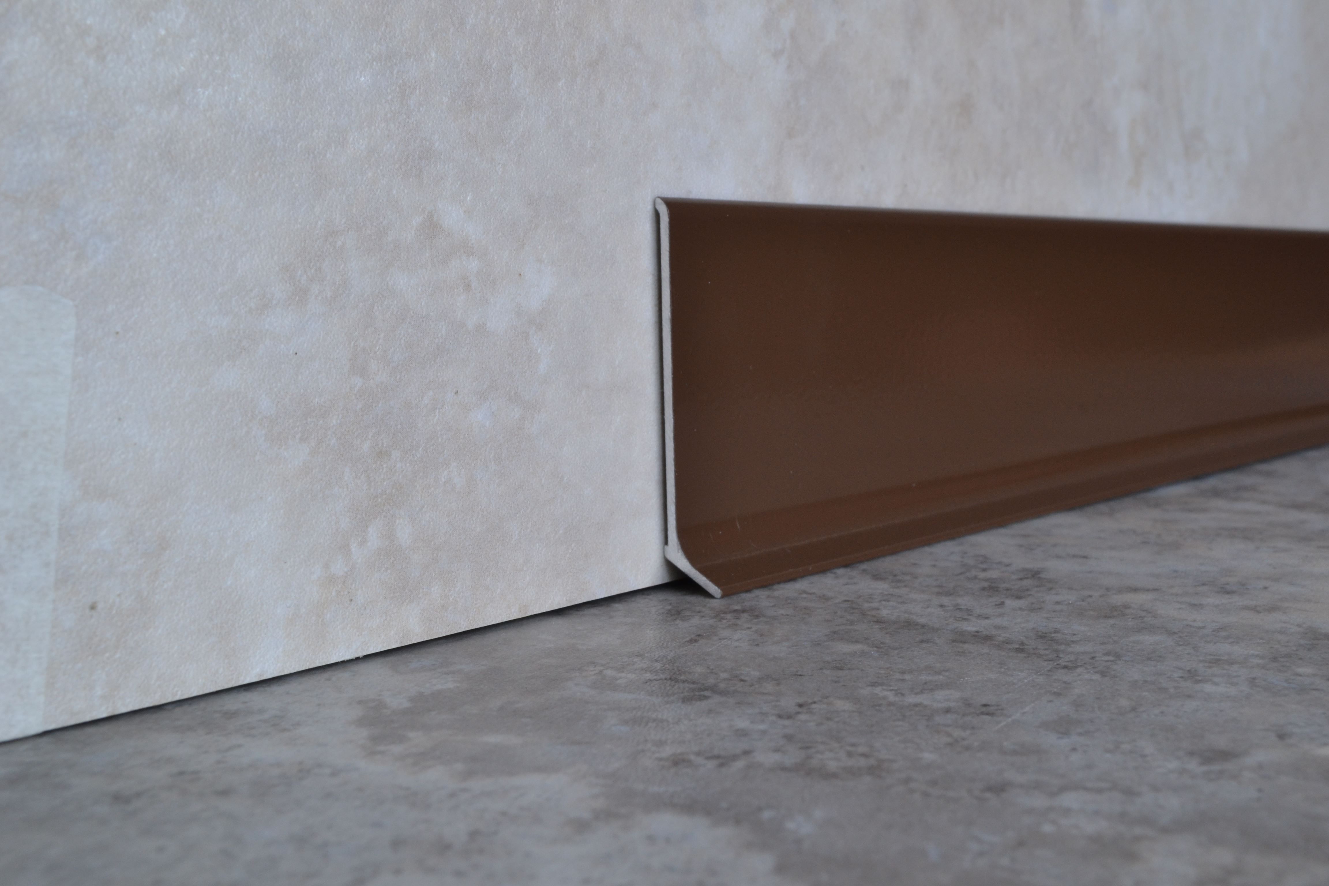 Плинтус алюминиевый L-образный шоколад (2500*11*60 мм) — купить в Ульяновске