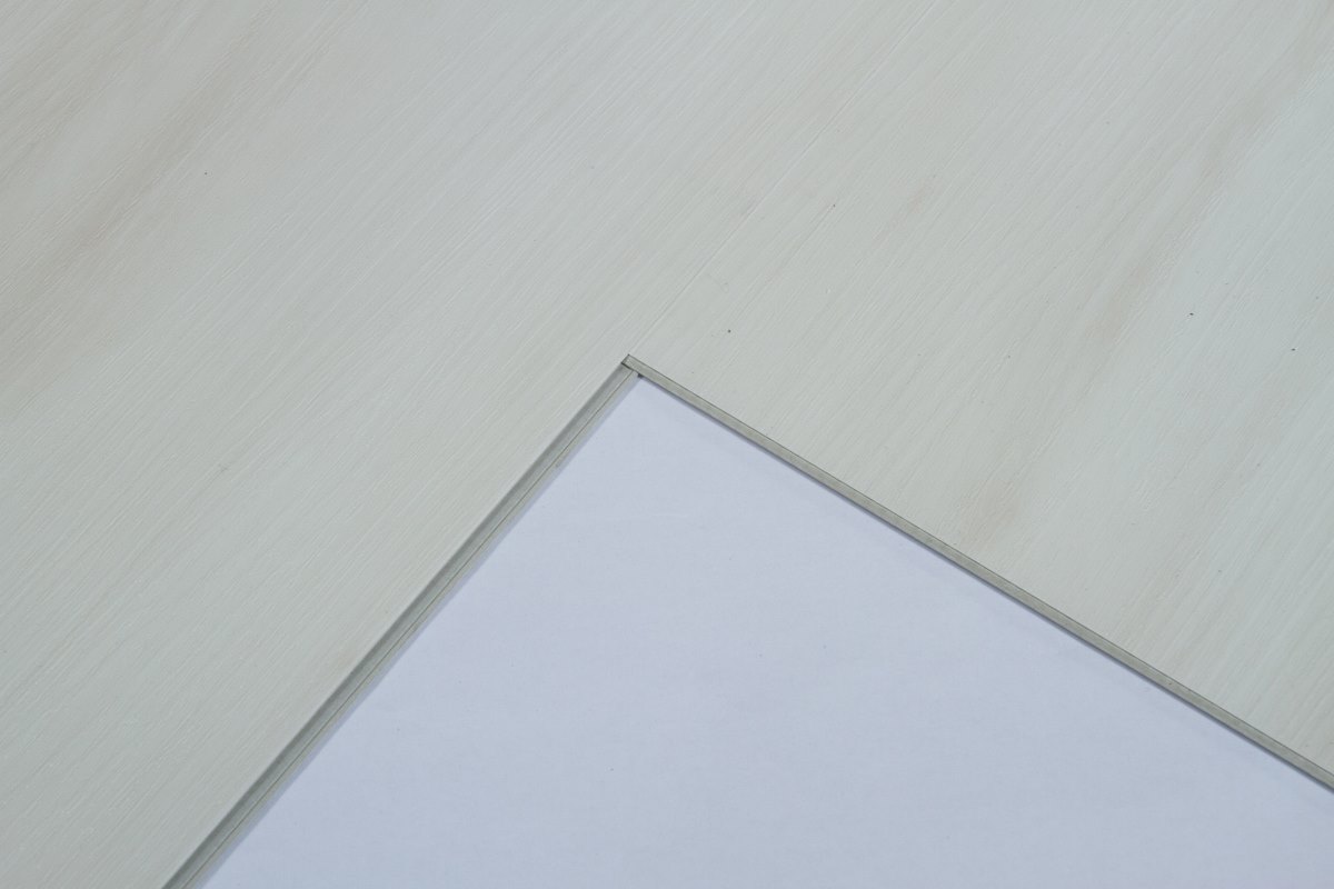 SPC ламинат "OneFloor" ЕСО 8055 (1220*184*4 мм) — купить в Ульяновске