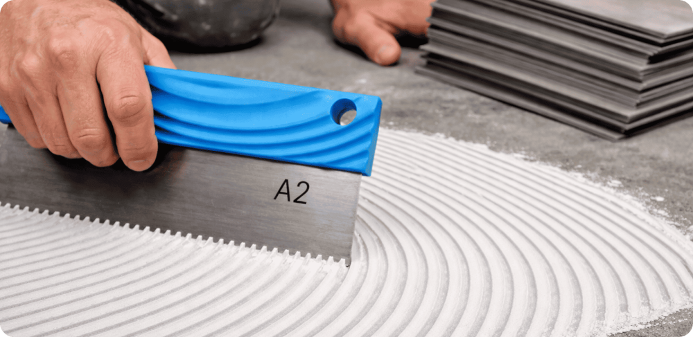 Клей для кварцвиниловой плитки: какой лучше выбрать?