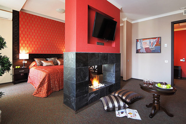 Укладка ковролина в отеле "Пале Рояль"