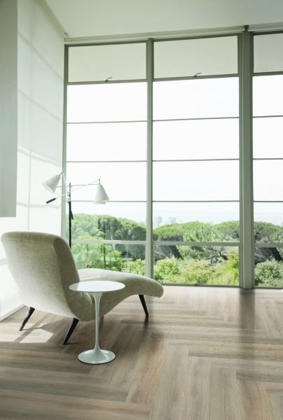 Кварцвиниловая плитка "LG" Орешник классический (1200*180*2 мм) — купить в Ульяновске