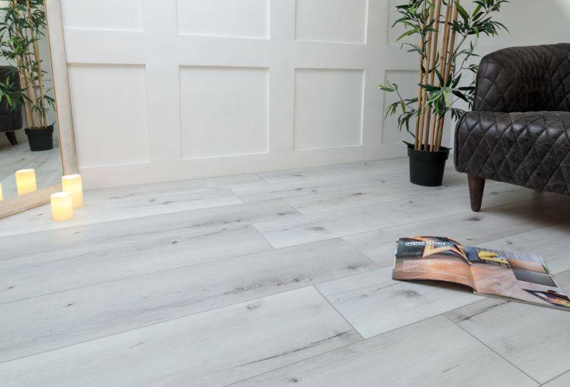 Замковая ПВХ плитка "Aquafloor" AF8006XL (1524*228*8 мм) — купить в Ульяновске