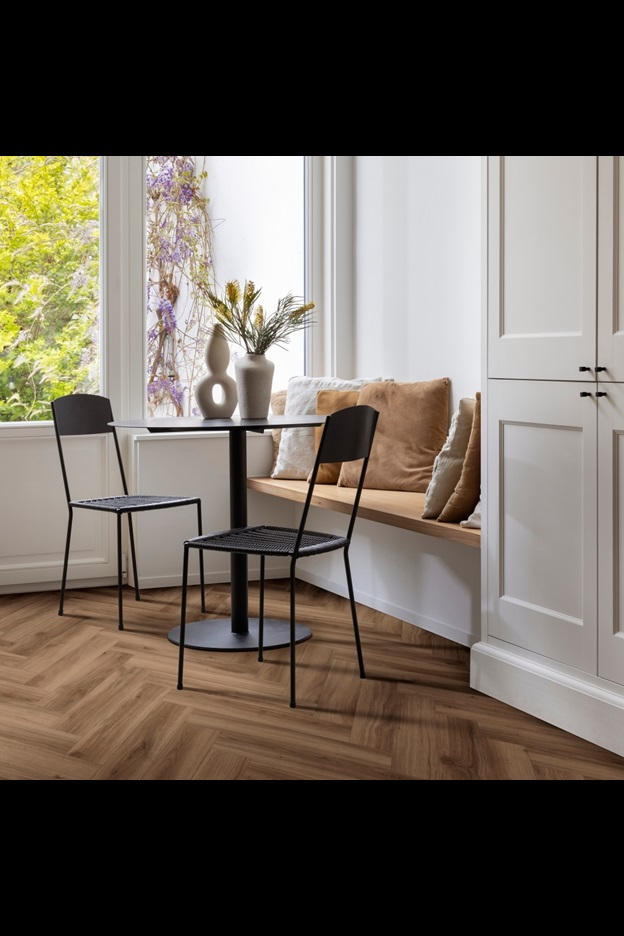 Замковая ПВХ плитка Classic Oak 24844 (630*126*6 мм) — купить в Ульяновске