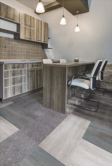 Плитка ПВХ "Tarkett" New Age Serenity (914,4*101,6*2,1 мм) — купить в Ульяновске