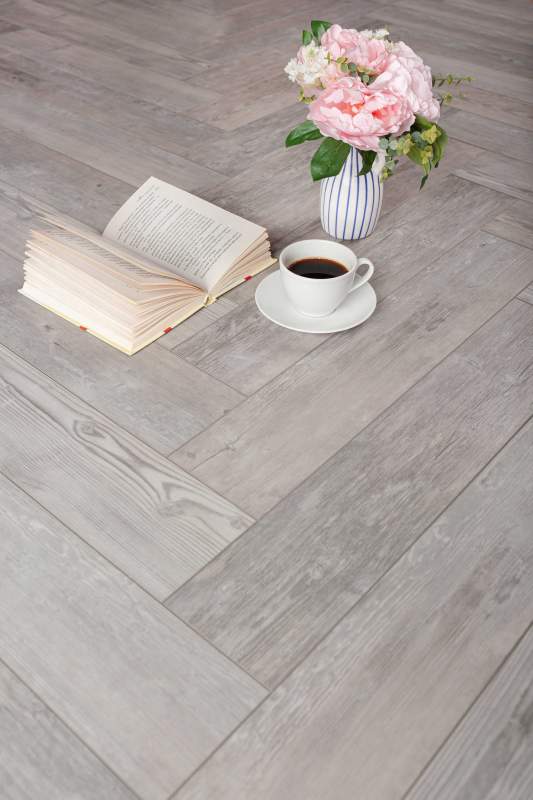 Замковая ПВХ плитка "Aberhof" Carmelita 1687 (615*123*5 мм) — купить в Ульяновске