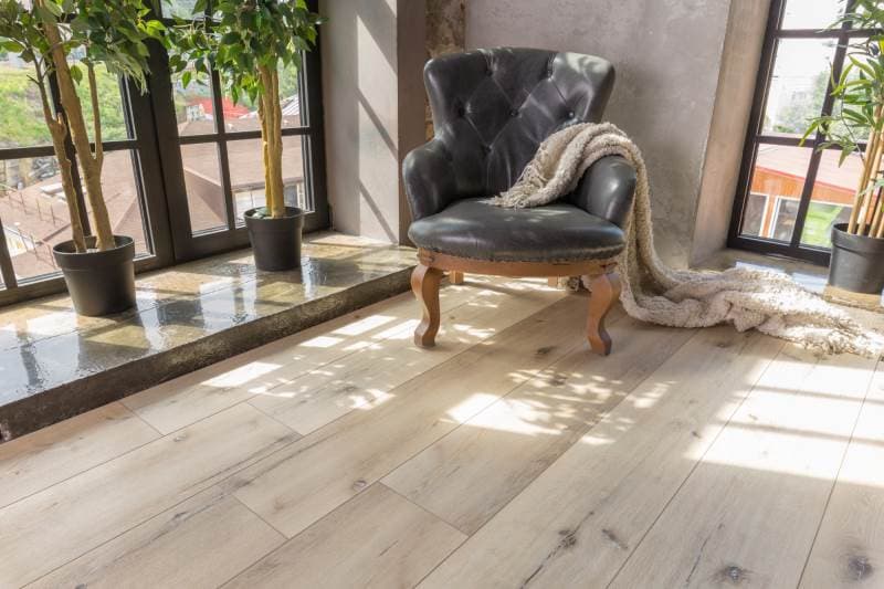 Замковая ПВХ плитка "Aquafloor" AF8004XL (1524*228*8 мм) — купить в Ульяновске